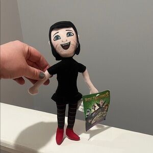 2015 Hotel Transylvania 2 Plush Stuffed Mavis Doll by Kellytoy NWT